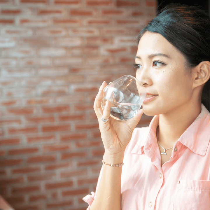 Does Drinking Water Help Dry Skin? Yes and No